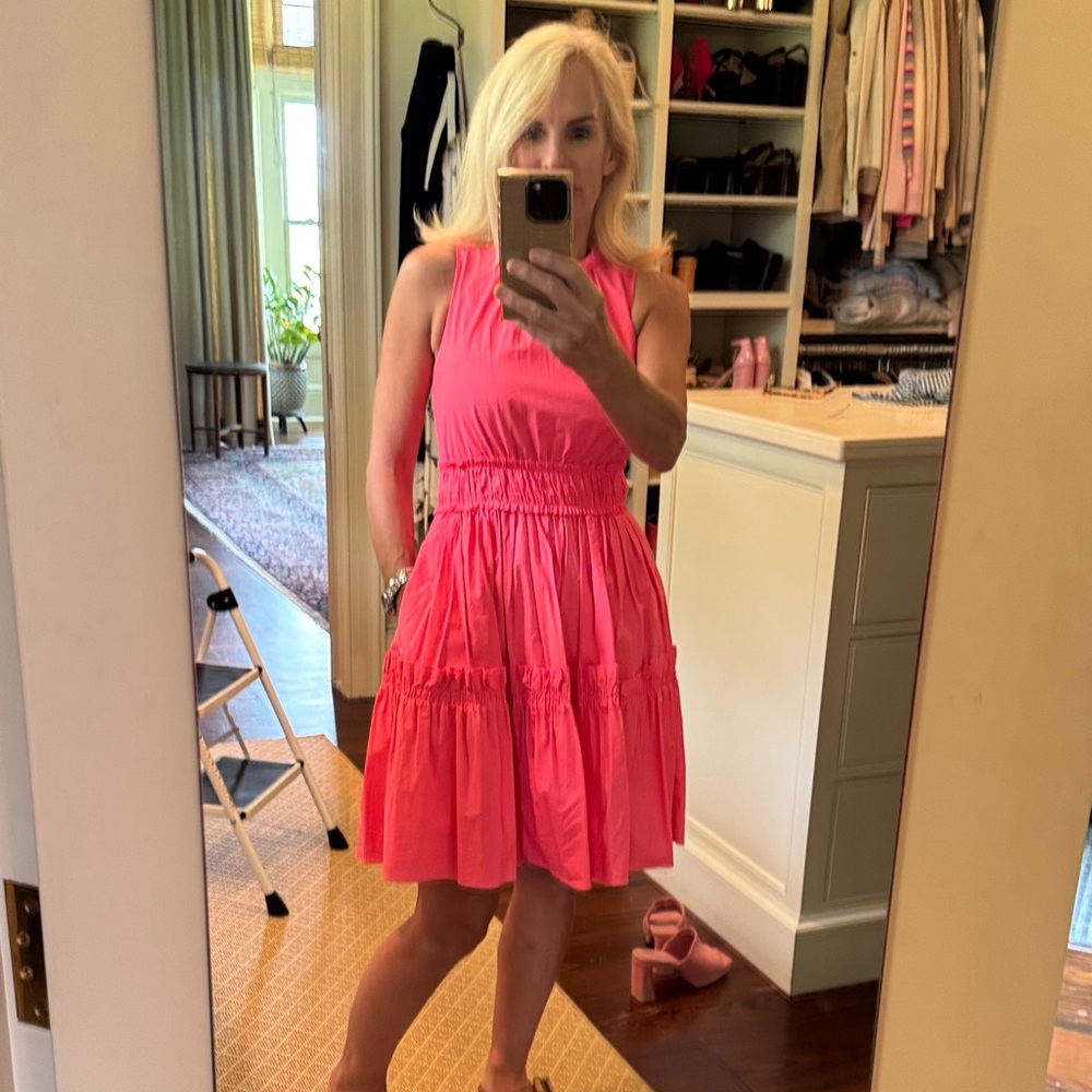 Vibrant Coral Lilly Pulitzer  Sleeveless Dress with pockets!
